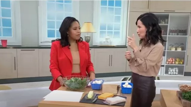Chemise Reiss Matilda portée par Vicky Nguyen comme on le voit dans Today on March 20, 2023