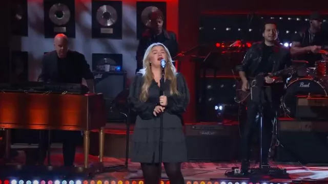 Ulla Johnson Amara Plisse Satin Mini Dress worn by Kelly Clarkson as seen in The Kelly Clarkson Show on March 22, 2023