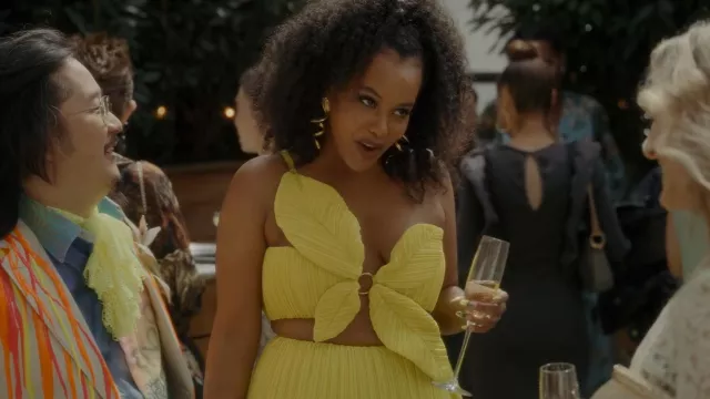 Ndigo Studio Lily Top usado por Smoke como se ve en And Just Like That... (S01E10)