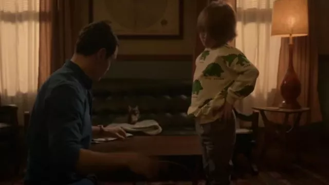 Zara Di­nosaur Sweat­shirt worn by Theo as seen in Will Trent (S01E10)