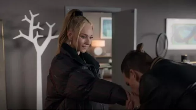 Nike Air Jordan Oversized Puffer Jacket Worn By Keeley Jones Juno Temple As Seen In Ted Lasso 7413