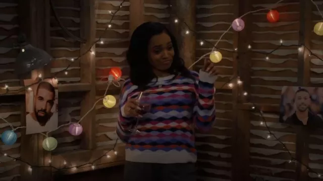 Aqua Mul­ti­col­ored Cash­mere Sweater worn by Randi (Kyla Pratt) as seen in Call Me Kat (S03E19)