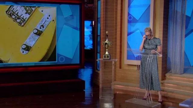 Cefinn Nina Belted Robe Midi Imprimée-Twill portée par Ali Wentworth comme vu en LIVE avec Kelly et Ryan le 28 mars 2023