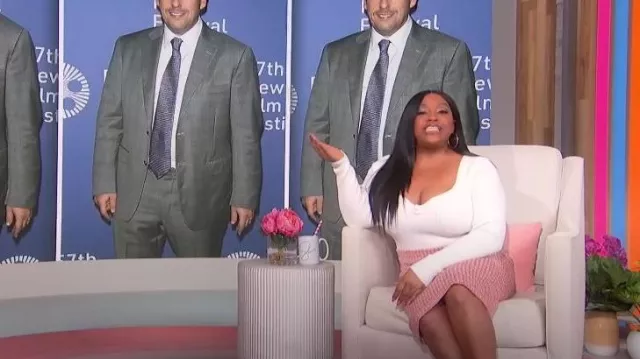 St. John Tweed Pencil Skirt worn by Sherri Shepherd as seen in Sherri on April 4, 2023