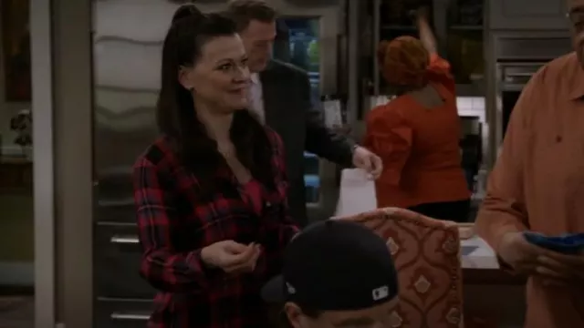 Rails Hunter Plaid But­ton-Front Shirt worn by Christina (Maribeth Monroe) as seen in Bob Hearts Abishola (S04E17)