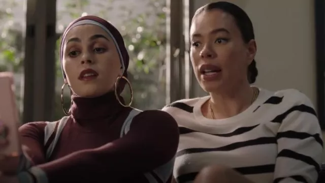Suéter Alice + Olivia Luna usado por Nancy Gillian (Brianna Baker) como se ve en 9-1-1: Lone Star (S04E12)