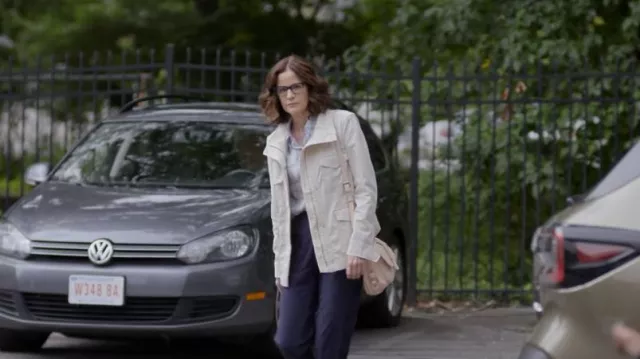 Banana Republic Classic Utility Jacket worn by Carol Fink (Ally Sheedy) as seen in Single Drunk Female (S01E06)