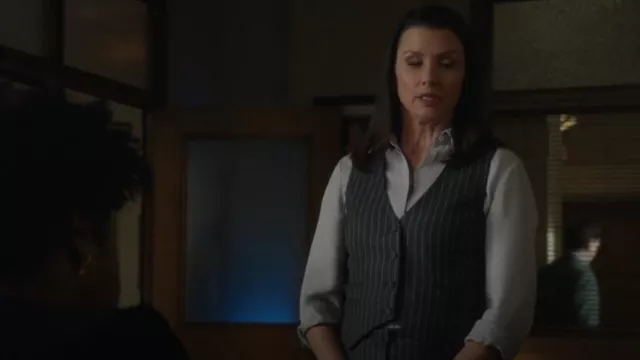 Theory Classic Fitted Shirt worn by Erin Reagan (Bridget Moynahan) as seen in Blue Bloods (S13E17)