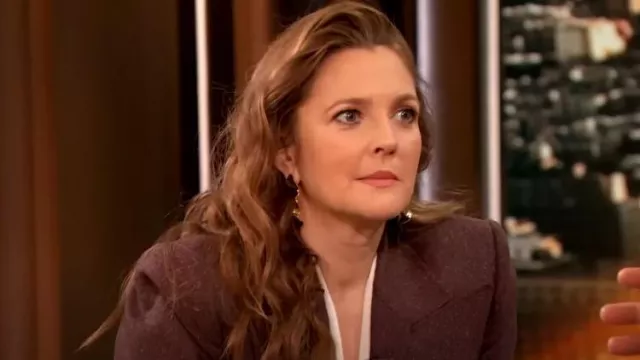 Alexis Bittar Crumpled Gold Large Post Earrings worn by Drew Barrymore as seen in The Drew Barrymore Show on April 6, 2023