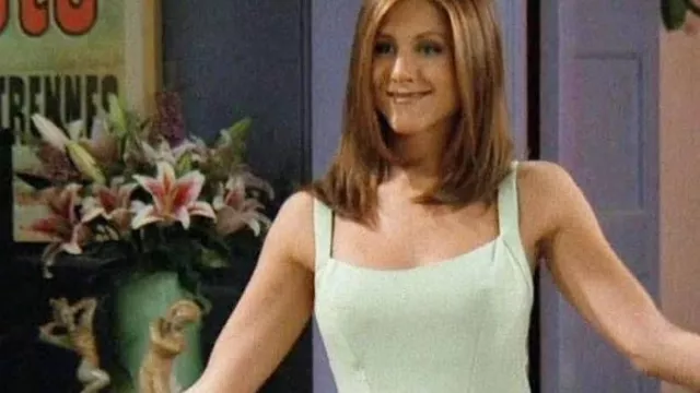 La robe vert d'eau Whistles portée par Rachel Green (Jennifer Aniston) dans la série Friends (S03E02)
