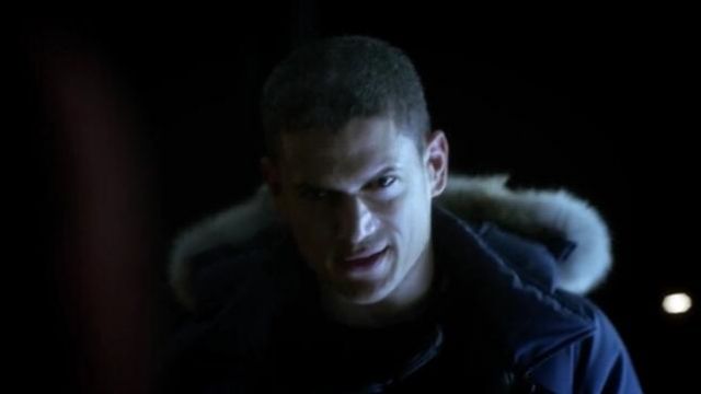 The parka Canada Goose of Captain Cold (Wentworth Miller) in The Flash S02E03