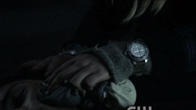The watch of Clarke in The 100