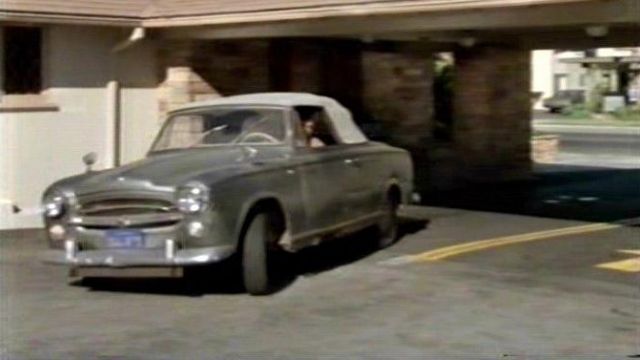 The car Peugeot 403 Cabriolet 1960 Peter Falk in Columbo