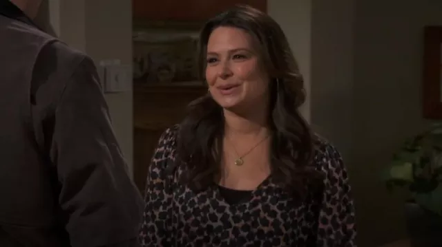 Velvet Hadlee Bracelet-Sleeve V-Neck Top worn by Jen (Katie Lowes) as seen in How We Roll (S01E07)
