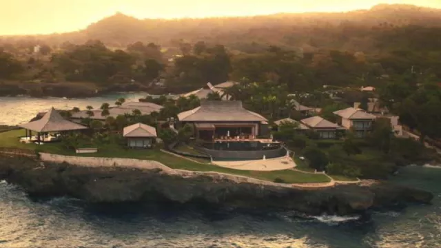 ÀNI in Dominican Republic as The beachfront all-inclusive retreat in Shotgun Wedding movie locations