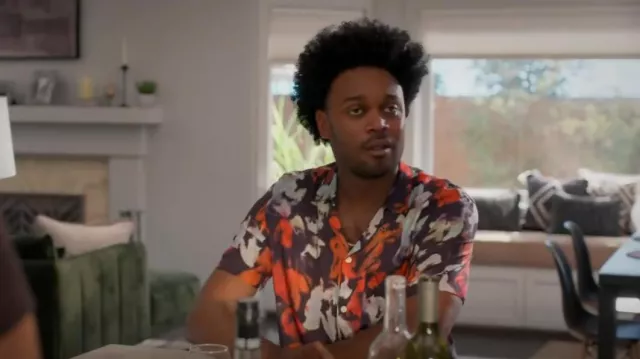 Chemise à manches courtes All Saints Rosea portée par Noah Koles (Echo Kellum) vue dans Grand Crew (S02E08)