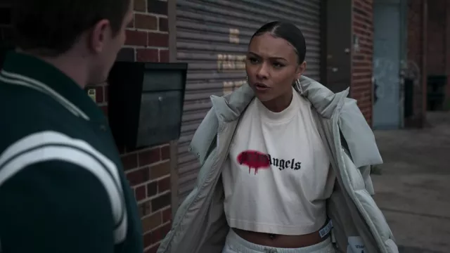 Palm Angels spray-paint logo-print cropped T-shirt worn by Effie (Alix Lapri) as seen in Power Book II: Ghost (S03E06)
