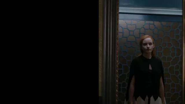Alexander McQueen Zig Zag Cape worn by Anna Delvey (Julia Garner) as seen in Inventing Anna (S01E05)