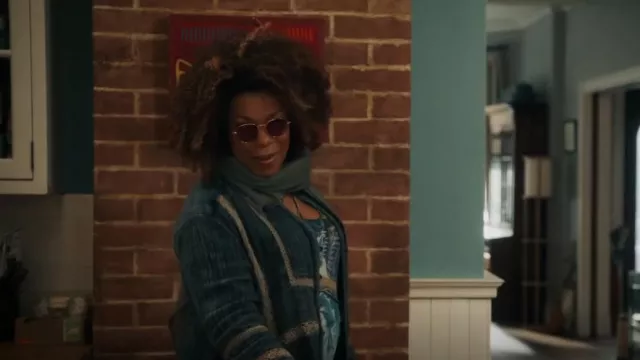 We The Free Ranch Wash Camisa usada por Viola 'Vi' Marsette (Lorraine Toussaint) como se ve en The Equalizer (S03E15)