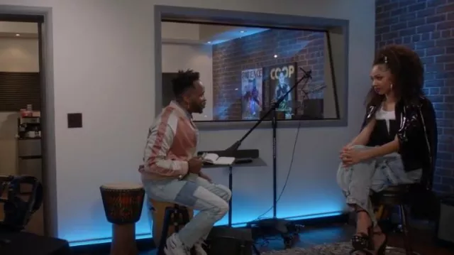 BDG Light Wash Patchwork Dad Jeans worn by Tyrone Morris (Demetrius Shipp Jr.) as seen in All American (S05E17)