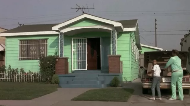 La maison de Furious Styles (Laurence Fishburne) est située Cimarron Street à Los Angeles dans le film Boyz n the Hood