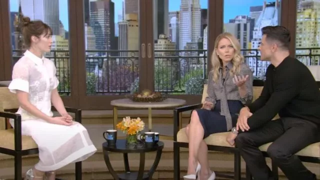 Erdem White Floral Print Dress worn by Lizzy Caplan as seen in LIVE with Kelly and Mark on April 26, 2023