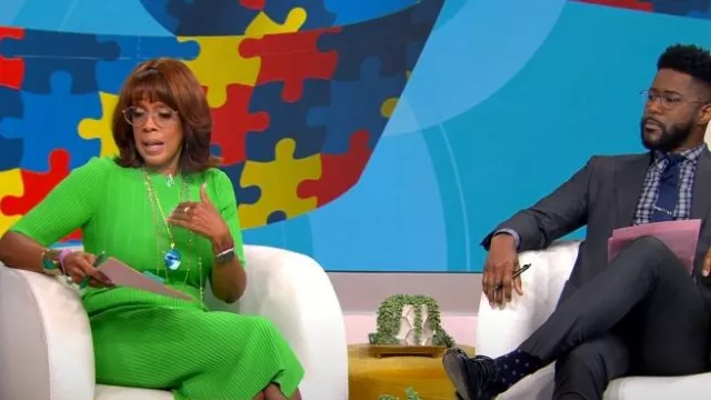 Frame Mixed Rib-Knit Sweater Dress worn by Gayle King as seen in CBS Mornings on  April 24, 2023