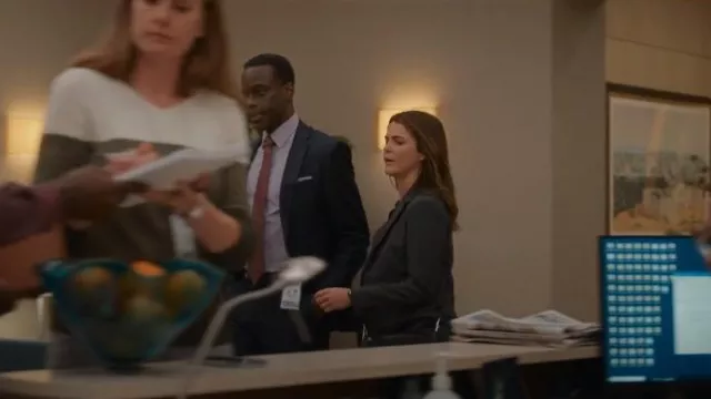 Theory Carissa Blazer worn by Ambassador Kate Wyler (Keri Russell) as seen in The Diplomat (S01E08)
