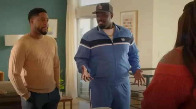 Sergio Tacchini Damarindo Pantalon de survêtement porté par Sherm Jones (Carl Tart) vu dans Grand Crew (S02E09)