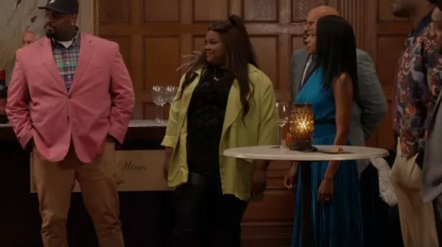 In the Style Plus Per­rie Sian Boyfriend Blaz­er worn by Nicky (Nicole Byer) as seen in Grand Crew (S02E10)