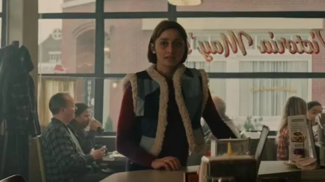 Vince Ombre Jacquard Suéter usado por Chrissy Beppo (Sofia Hasmik) como se ve en Superman & Lois (S03E07)