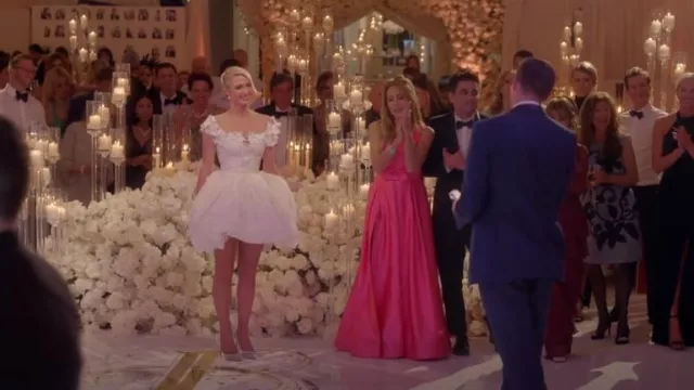 Oscar De La Renta 2022 Spring Bridal Col­lec­tion Look #7 worn by Self (Paris Hilton) as seen in Paris in Love (S01E13)