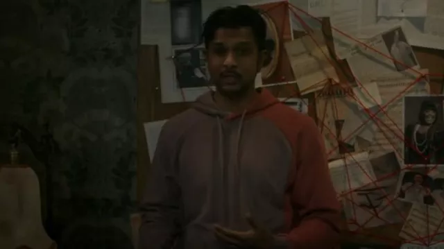 Adidas Colorblock Français Terry Hoodie porté par Jay Arondekar (Utkarsh Ambudkar) vu dans Ghosts (S02E21)