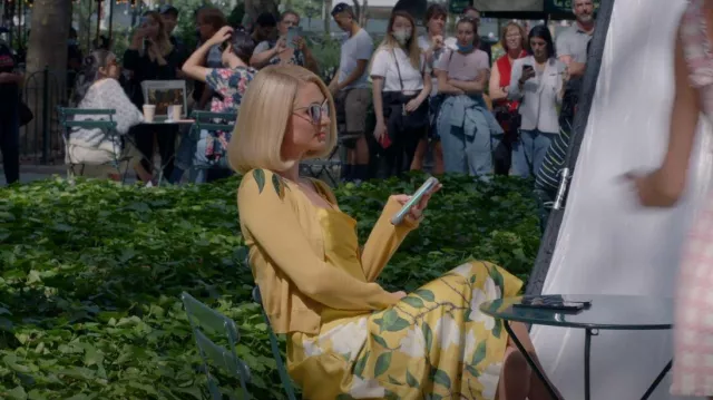 Oscar de la Renta Magnolia & Leaves Threadwork Cardigan worn by Self (Paris Hilton) as seen in Paris in Love (S01E06)