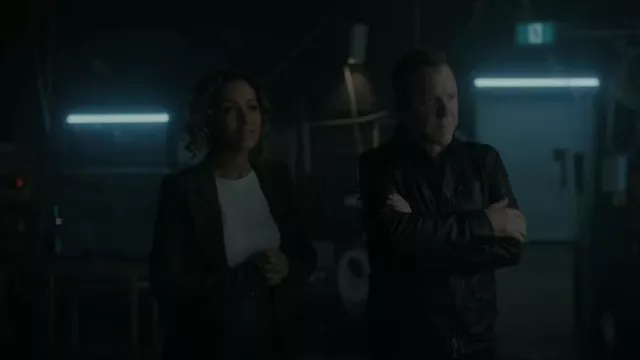 Smythe Classic Duchess Blazer worn by Hailey Winton (Meta Golding) as seen in Rabbit Hole (S01E08)