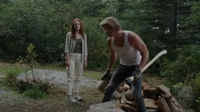 American Eagle Stretch Car­go Straight Pant worn by Maggie Sullivan (Morgan Kohan) as seen in Sullivan's Crossing (S01E08)