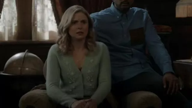 Zara Knit Cardi­gan with Pearl Beads worn by Samantha (Rose McIver) as seen in Ghosts (S02E22)