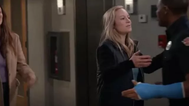 Rag & Bone Mikaela Mix Media Jacket porté par Maya Bishop (Danielle Savre) comme on le voit à Station 19 (S06E15)