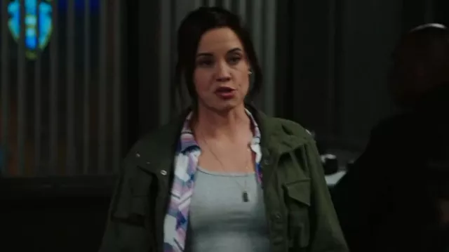 GAP Utility Jacket worn by Detective Grace Muncy (Molly Burnett) as seen in Law & Order: Special Victims Unit (S24E21)