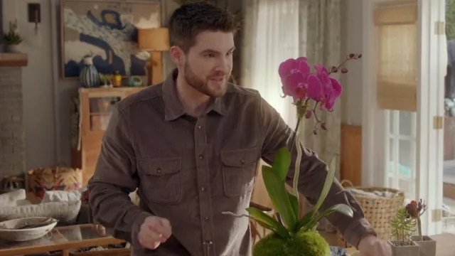 Levi's Jack­son Work­er Shirt worn by Asher Adams (Cody Christian) as seen in All American (S05E19)