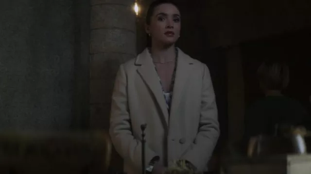 Babaton The Stedman Coat worn by Bess Marvin (Maddison Jaizani) as seen in Nancy Drew (S03E08)