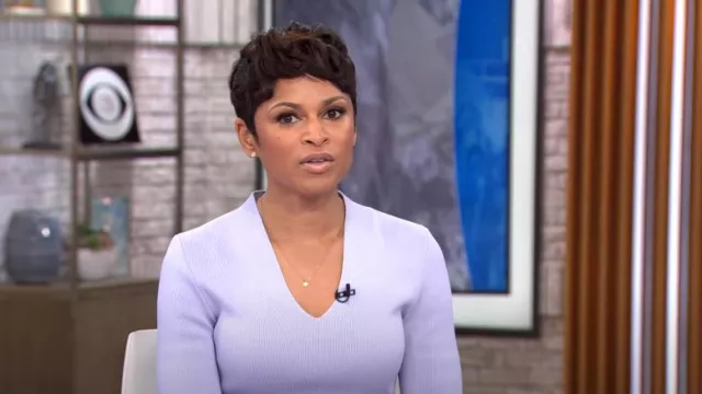 Scanlan Theodore con cinturón de manga larga Midi-Dress en lila usado por Jericka Duncan como se ve en CBS Mornings el 15 de mayo de 2023