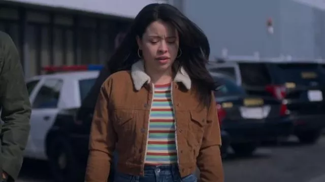 Levi’s Corduroy Cropped Trucker Jacket porté par Mariana Adams Foster (Cierra Ramirez) vu dans Good Trouble (S05E10)