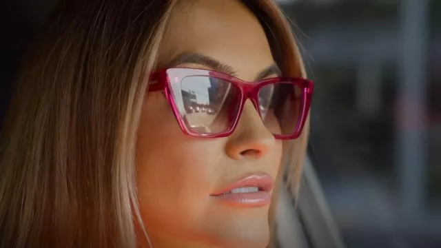 Saint Laurent SL276 Mi­ca Cat-Eye Sun­glass­es worn by Chrishell Stause as seen in Selling Sunset (S06E02)