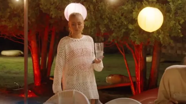 Show Me Your Mumu Paula Pullover worn by Samantha Feher as seen in Summer House (S07E14)