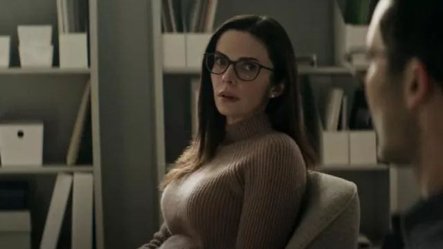 Vince Mock Neck Shaker Rib Cashmere Pullover worn by Lois Lane (Bitsie Tulloch) as seen in Superman & Lois (S03E09)
