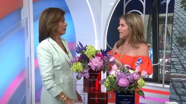 Cinq a Sept Kris Ruched Sleeve Double Breasted Blazer worn by Hoda Kotb as seen in Today with Hoda & Jenna on May 23, 2023