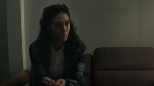 Chemise à carreaux Rails Hunter en onyx bleu portée par Alex Forrest (Lizzy Caplan) vue dans Fatal Attraction (S01E07)