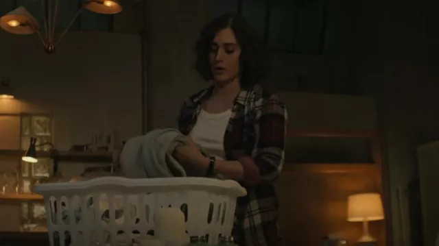 Rails Hunter Plaid Shirt in Merlot worn by Alex Forrest (Lizzy Caplan) as seen in Fatal Attraction (S01E07)