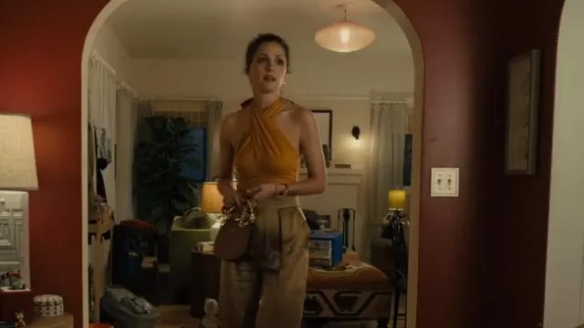 Ralph Lauren Mason 20 Satchel porté par Sylvia (Rose Byrne) vu dans Platonic (S01E04)
